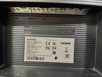 Samsung U32J590, profesionální monitor s UHD rozlišením - 3