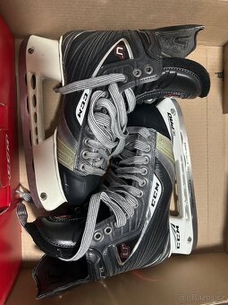 Hokejové brusle CCM U+CL - 3