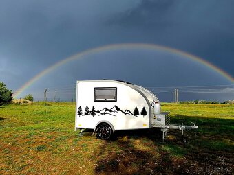 Predám upravený minikaravan KONDOR do 750kg - 3