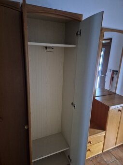 Předsíňová stěna dýha olše - 3