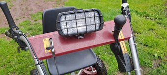 Dakr PD3 kola sedačka - 3