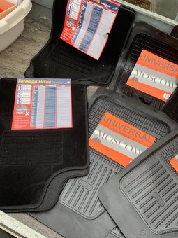 Nove koberečky do auta - 3