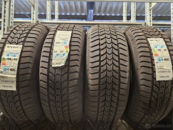 Zimní Debica 215/65 R16 - 3