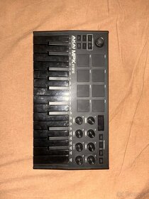 MIDI AKAI PROFESIONAL klávesy - 3