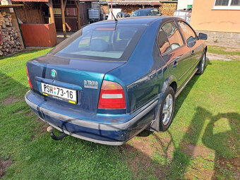 Škoda Octavia I 1,6i - 3