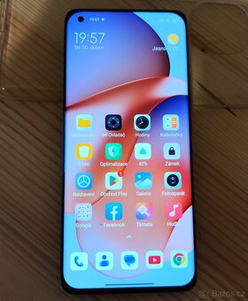 Xiaomi Mi 11 5G-6,81"120Hz,8x2,84GHz,8+8/256GB,108+13+5Mpx - 3