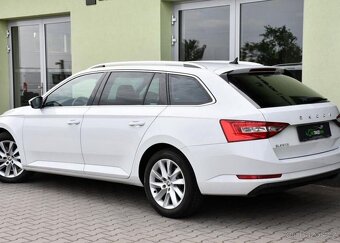 Škoda Superb 2.0TDi ACC NAVI CARPLAY - 3