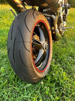 Triumph Speed Triple 1050 - 3