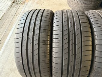 prodám letní pneumatiky 225/45/17 Goodyear celá sada - 3