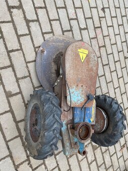 Prodám bubnovou sekačku Lakr - 3