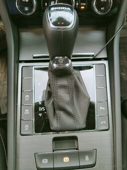 Škoda Superb 2.0 Nájezd 32500 km - 3