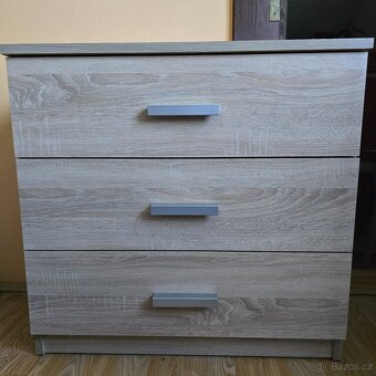 Šatní skříň, regál, komoda a botník - 3