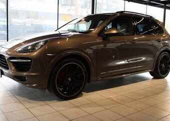 Porsche Cayenne V8 GTS BOSE / SportChrono / Fu benzín - 3
