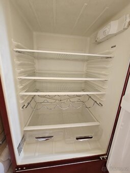 Prodám lednici v americkém stylu - 3