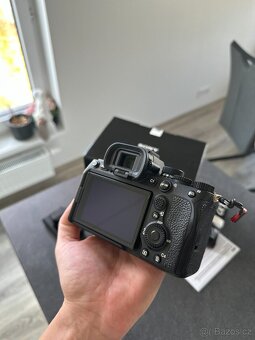 Sony a7iv ( 13% opotřebení závěrky) - 3