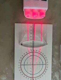 Laserový zdroj světla pro fyzikální a optické pokusy - 3