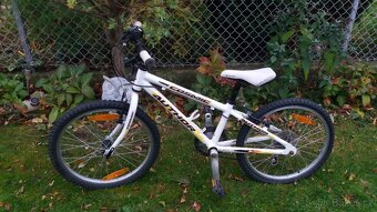 Super lehké kolo Author Cosmic 20" můžu POSLAT s velice leh - 3