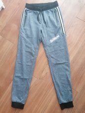 Tepláky chlapecké 158/164 v perfektním stavu - 3
