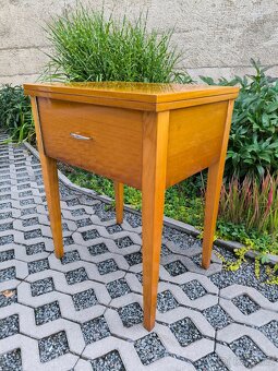 Elektrický šicí stroj Lucznik 415 TUR 2 se stolkem - 3