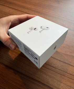 Apple Airpods 2. generace - 3
