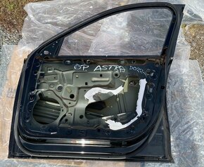 Prave predni dvere Opel Astra L - 3