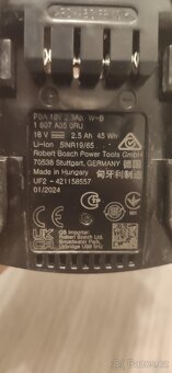 BOSCH sada nabíječky AL 18V-44 + akumulátor 2,5 Ah - 3