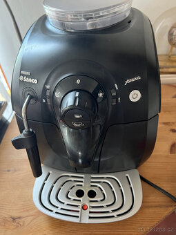 Automatický kávovar Saeco Xsmall HD 8743 - 3