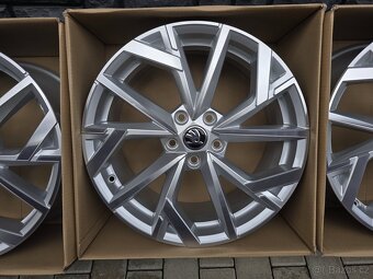 5x112 R18 Škoda Avior Octavia IV Nepoužite - 3
