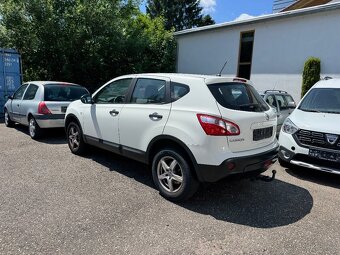 Nissan Qashqai 1.6 benz 2013 - 3