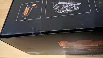 LEGO 42056 Technic Porsche 911 GT3 RS - Zľava - 3