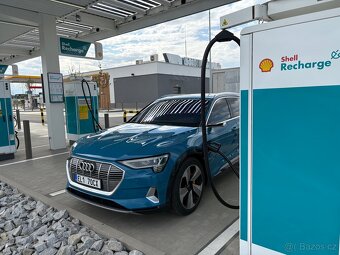 Audi e-tron 55 quattro edition one - 3