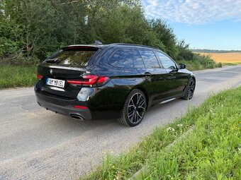 BMW 530xd 210 kW, M-Packet, LASER, PANO, KESSY, HUD, NAPPA - 3
