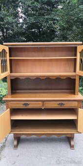 Masivní rustikální příborník - 3