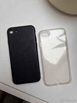 Apple Iphone 8, bílý 128GB - 3