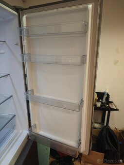 Prodám lednice je funkční - 3