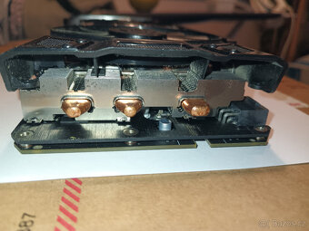 EVGA Geforce 1060 GTX 3 GB - 3