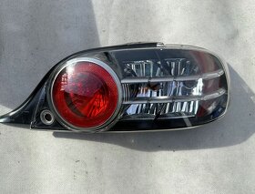 Mazda RX8, pravý zadní světlomet - 3