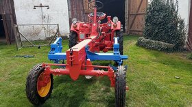 Prodám traktor Rs09 - 3