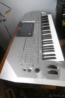 Yamaha Tyros 2 - 3