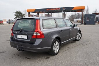 Volvo V70 D5 - 3