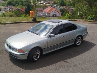 BMW e39 523i - 3