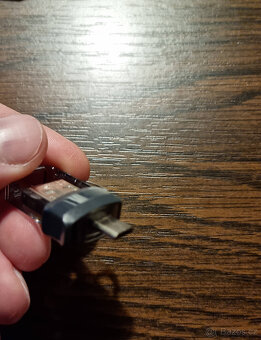 Flash disk 32GB (konektor USB-A na Micro USB-B) - 3