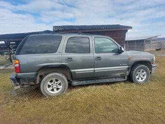 Chevrolet Tahoe - 3
