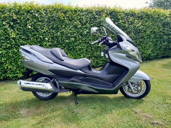 Suzuki Burgman 400i - 3
