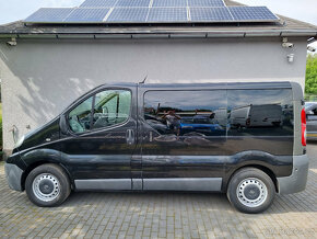 Opel Vivaro 2,5 TDCi 8 Míst Webasto 2xKlima 242.000 Kč - 3