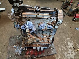 motor vw passat, skoda octavia 1,6 tdi cr kod CAY - 3
