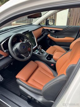 Subaru Outback 2.5 Touring (2024) - 3