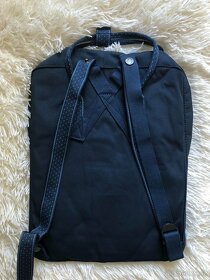 Batohy Fjällräven Kanken tmavě modrý s ozdobnými prvky - 3