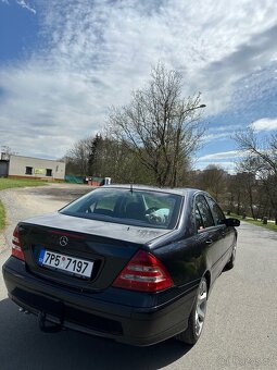 Mercedes benz w203 C-Class - 3