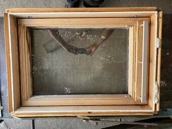 střešní okno Velux 55x78cm - 3
